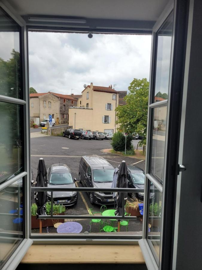 Chambres D'Hotes Du Bistrot D'Ici Saint-Saturnin  Εξωτερικό φωτογραφία