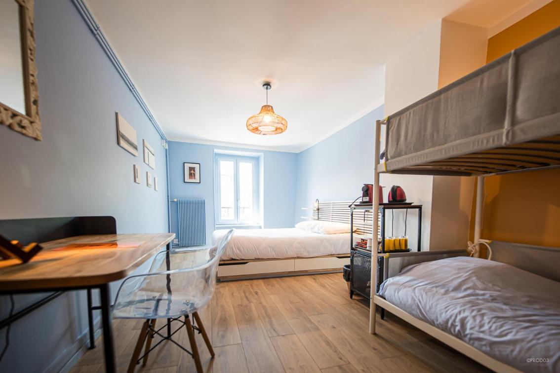 Chambres D'Hotes Du Bistrot D'Ici Saint-Saturnin  Εξωτερικό φωτογραφία